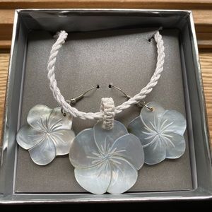 Earrings and necklace set